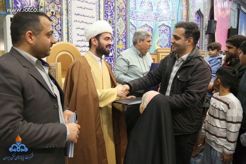 برگزاری مراسم عید سعید مبعث در پایانه نفتی خارگ 2