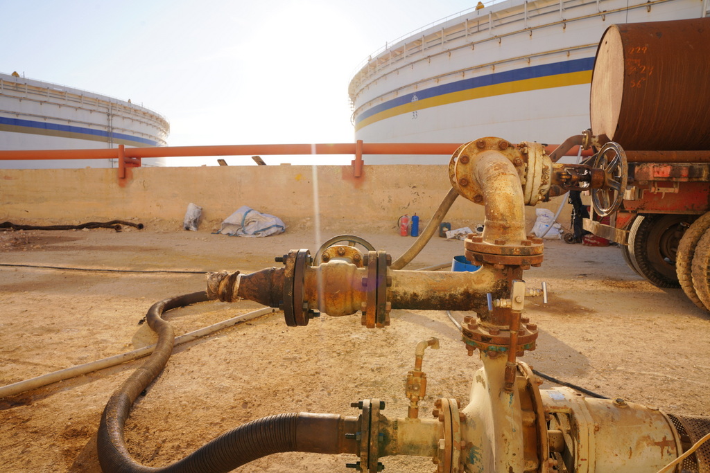 مخازن ذخیره سازی + میری+ نوسازی تاسیسات 17