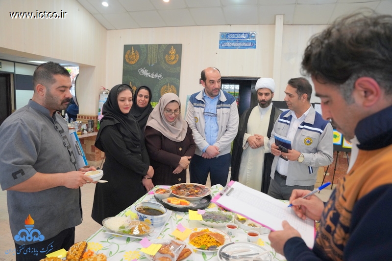 کیک و شیرینی + غذا + نان محلی 8