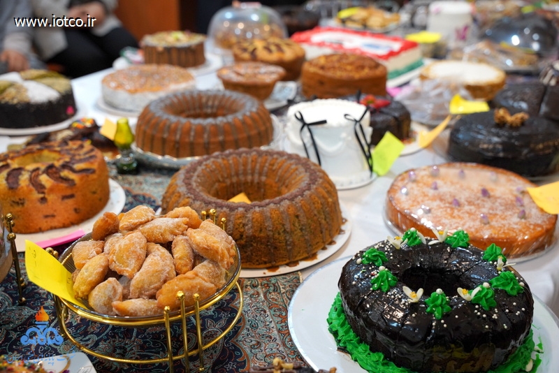 کیک و شیرینی + غذا + نان محلی 15