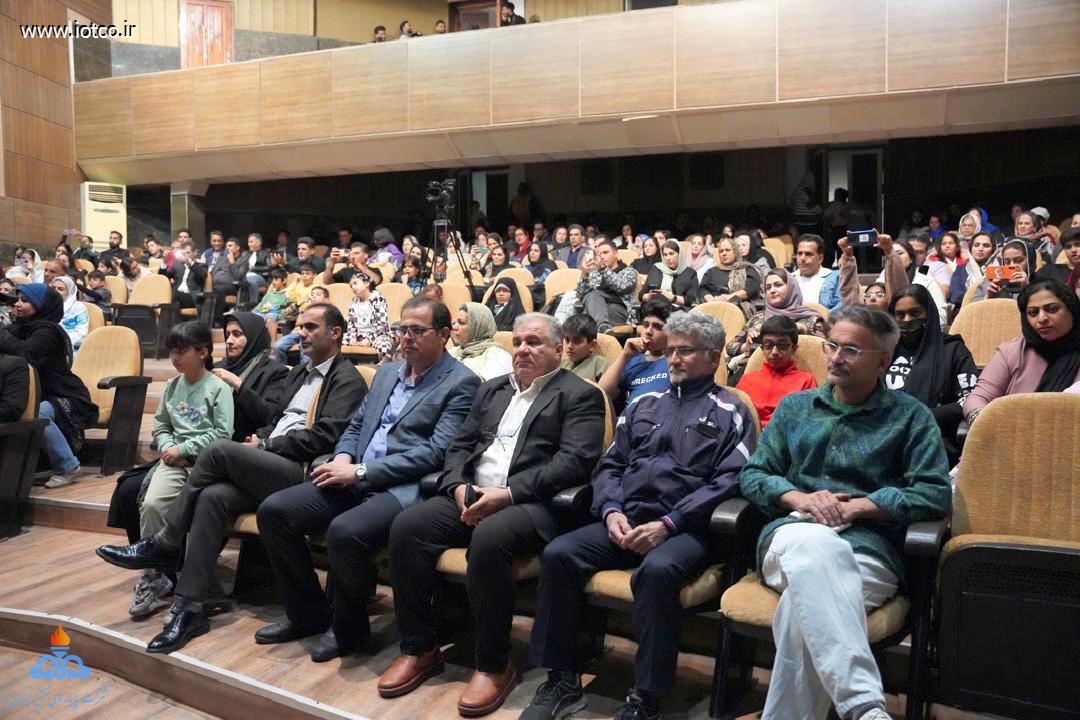 گروه موسیقی «نوای ققنوس» +شرکت پایانه‌های نفتی ایران +چهلمین جشنواره بین‌المللی موسیقی فجر 5