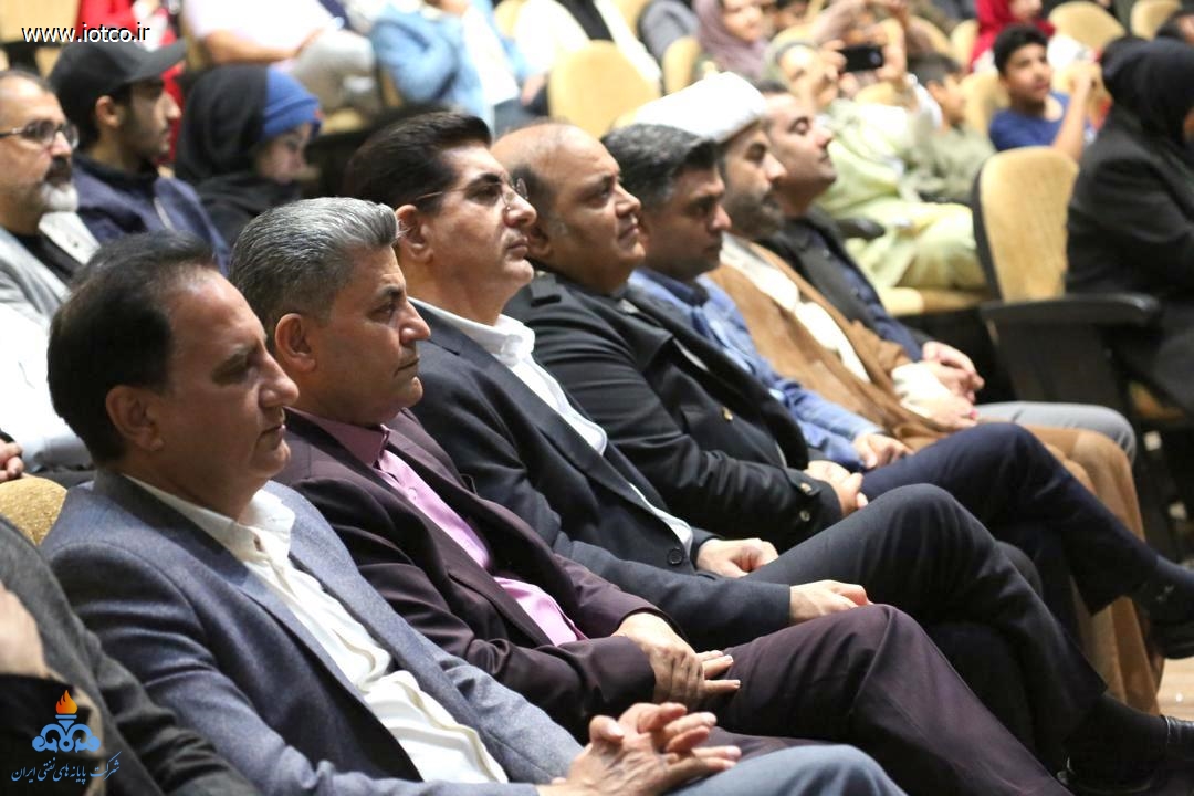 گروه موسیقی «نوای ققنوس» +شرکت پایانه‌های نفتی ایران +چهلمین جشنواره بین‌المللی موسیقی فجر 9