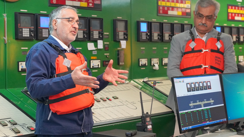 رضا مرادی حقیقت + مدیر حسابرسی داخلی شرکت ملی نفت ایران+اسدروز + مخازن+ اسکله + پروژه + کنترل کیفیت 44