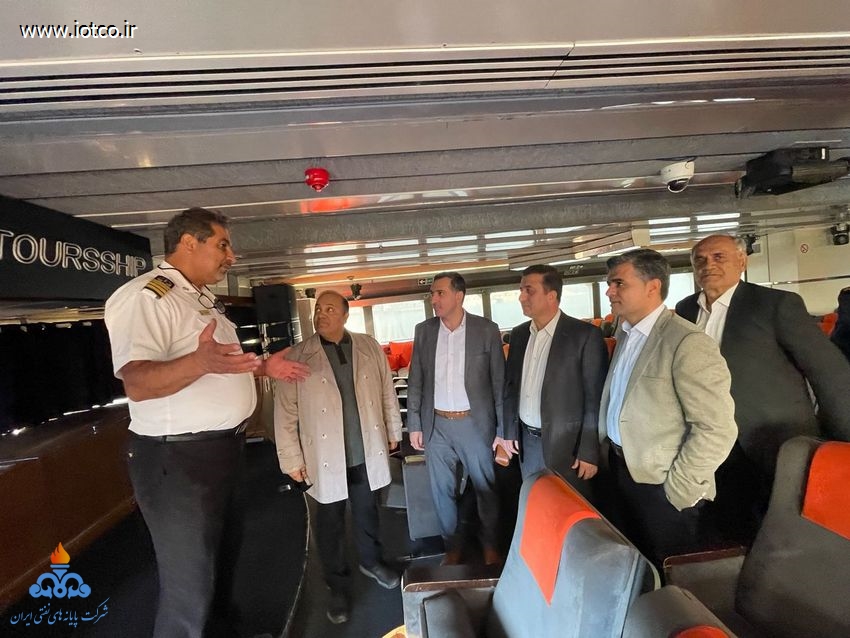 شناور مسافری زر 2