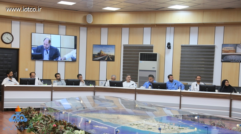 نشست مشاوره کاهش استرس شغلی + مدیران و روسا + هفته سلامت + دکتر گران پی 10