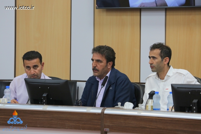 نشست مشاوره کاهش استرس شغلی + مدیران و روسا + هفته سلامت + دکتر گران پی 14