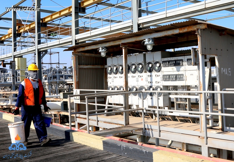 کارگران+ پایانه های نفتی ایران 2