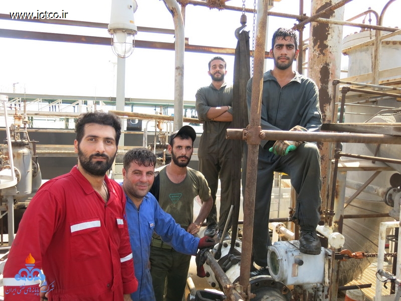 کارگران+ پایانه های نفتی ایران 3