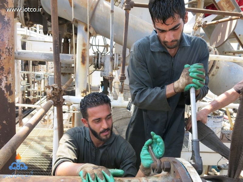کارگران+ پایانه های نفتی ایران 4