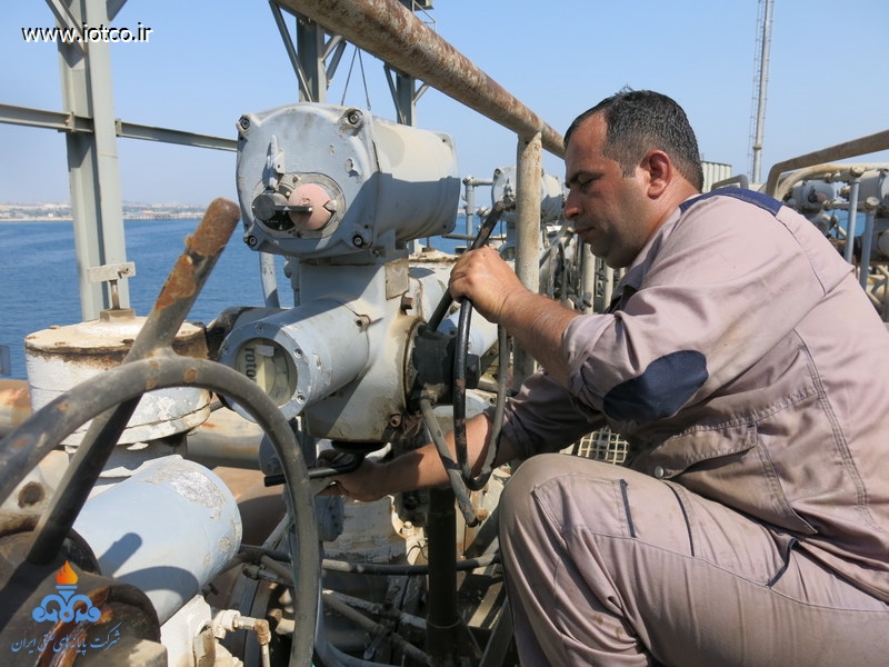 کارگران+ پایانه های نفتی ایران 5