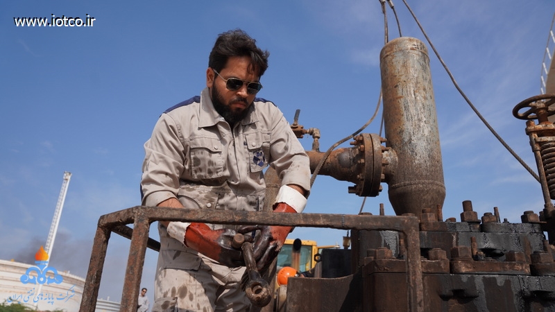 کارگران+ پایانه های نفتی ایران 14