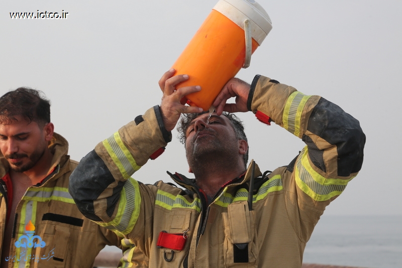 کارگران+ پایانه های نفتی ایران 38