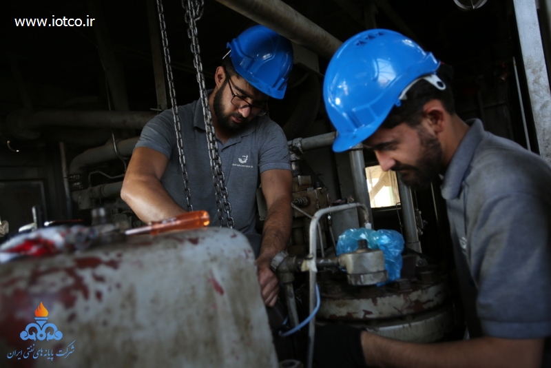 کارگران+ پایانه های نفتی ایران 49