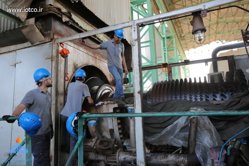 کارگران+ پایانه های نفتی ایران 50