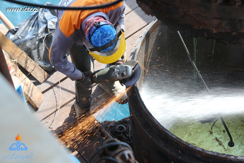 کارگران+ پایانه های نفتی ایران 52