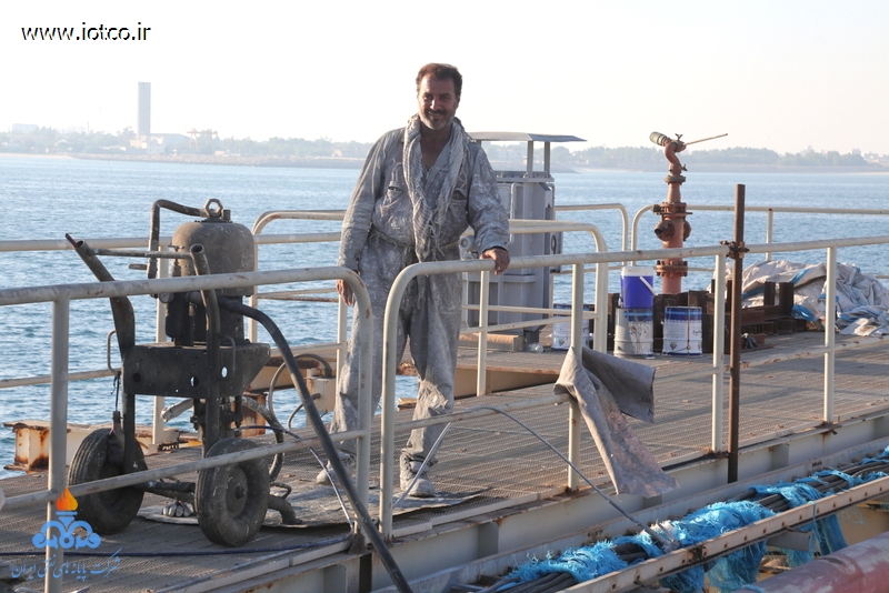 کارگران+ پایانه های نفتی ایران 72