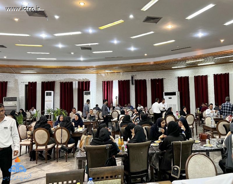 گرامیداشت مقام معلم در خارگ؛ تجلیل از فرهنگیان با ابتکار شرکت پایانه‌های نفتی ایران 9