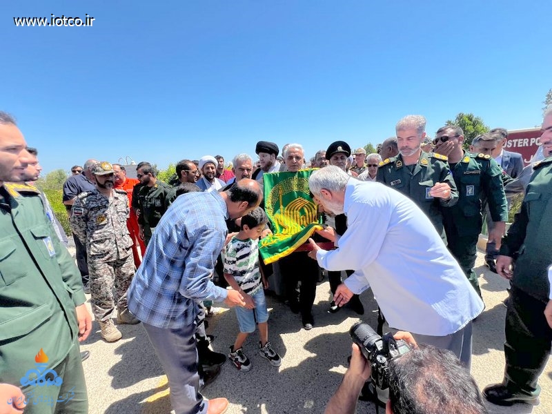 کاروان خدام حرم مطهر رضوی و پرچم متبرک بارگاه ملکوتی امام رضا+ دهه کرامت 5