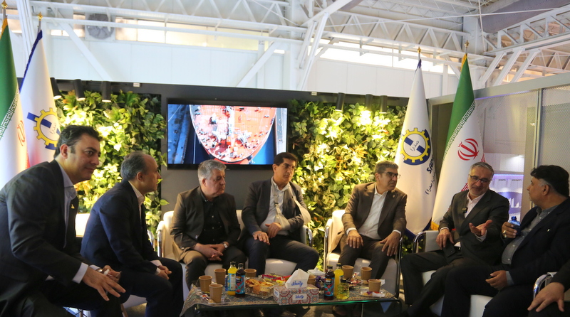 حضور تخصصی و هدفمند شرکت پایانه‌های نفتی ایران در نخستین روز نمایشگاه نفت ۱۴۰۴ 4