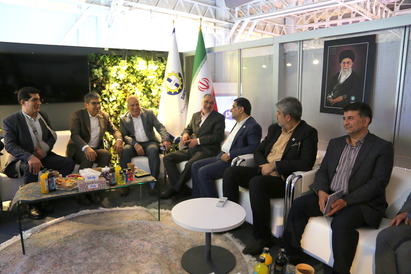 حضور تخصصی و هدفمند شرکت پایانه‌های نفتی ایران در نخستین روز نمایشگاه نفت ۱۴۰۴ 5