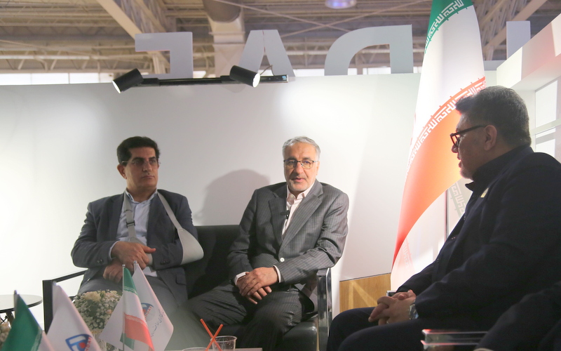 حضور تخصصی و هدفمند شرکت پایانه‌های نفتی ایران در نخستین روز نمایشگاه نفت ۱۴۰۴ 7