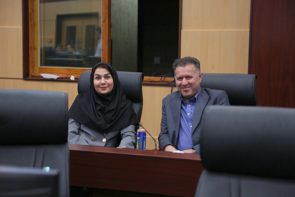 نشست معرفی فرصت‌های سرمایه‌گذاری پایانه‌های نفتی ایران 1