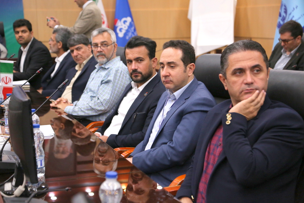 نشست معرفی فرصت‌های سرمایه‌گذاری پایانه‌های نفتی ایران 16