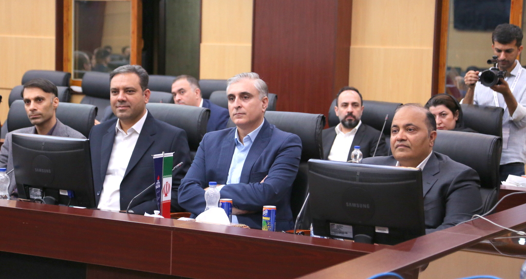 نشست معرفی فرصت‌های سرمایه‌گذاری پایانه‌های نفتی ایران 34