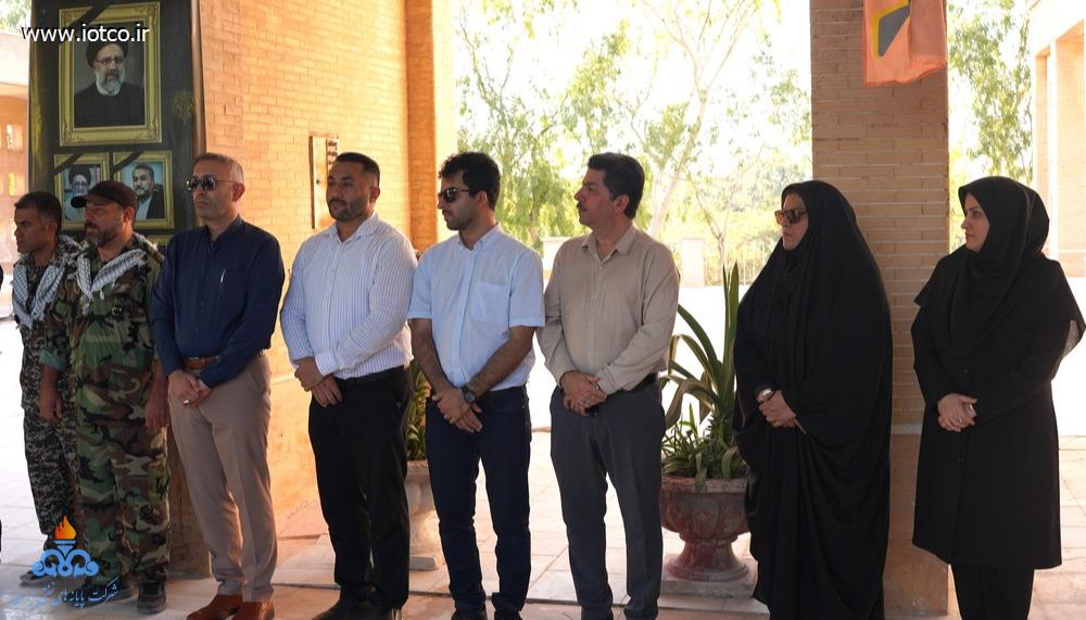 غبارروبی و عطرافشانی + گلزار شهدای+  جزیره خارگ 11