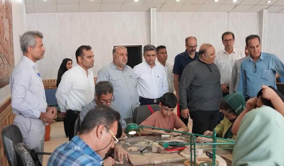 نمایشگاه منبت و پیکرتراشی +پایانه نفتی خارگ 4