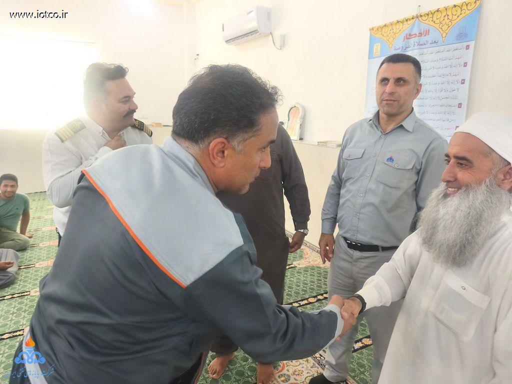 کارکنان پایانه نفتی جاسک +امام جمعه اهل سنت+ روستای مغ قنبر+ دهکردی 1