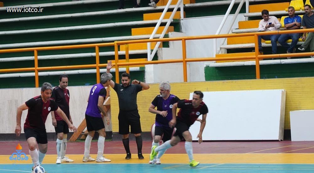 فوتسال کارکنان بالای ۴۵ سال 59