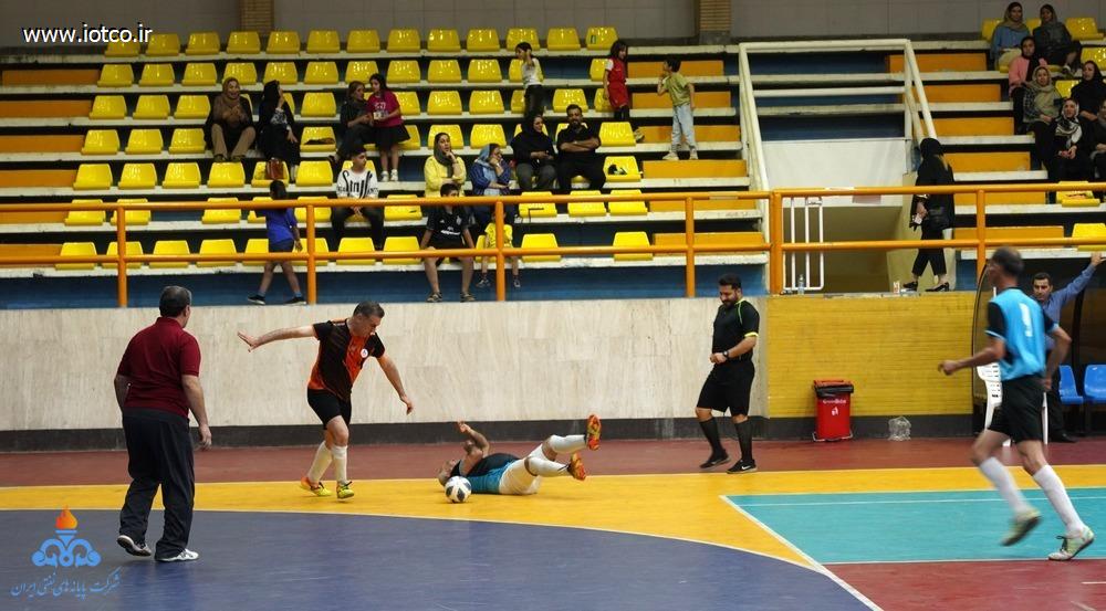 فوتسال کارکنان بالای ۴۵ سال 45