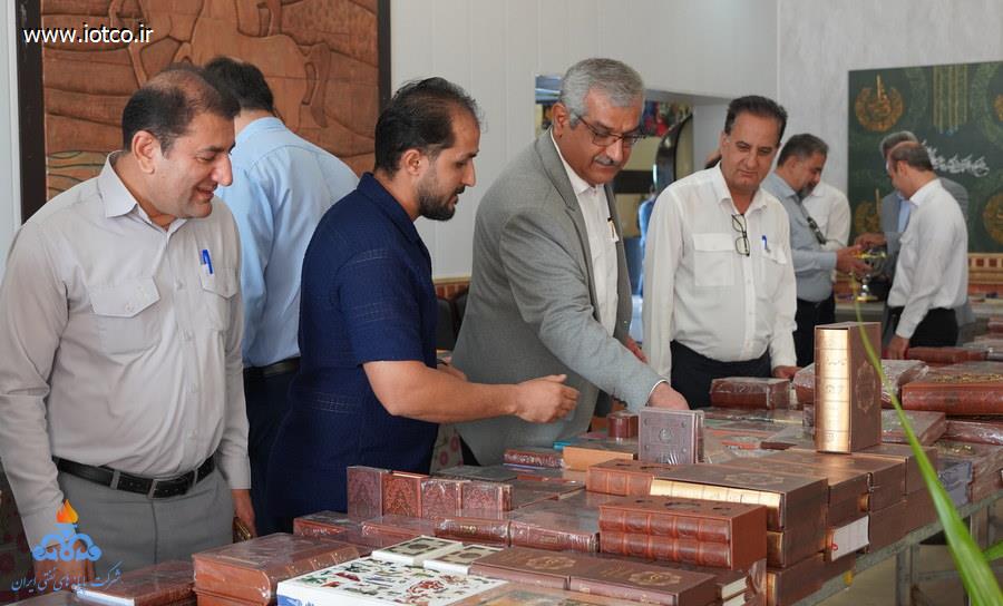 نمایشگاه کتاب 12