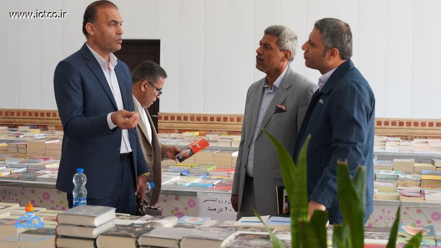 نمایشگاه کتاب 1