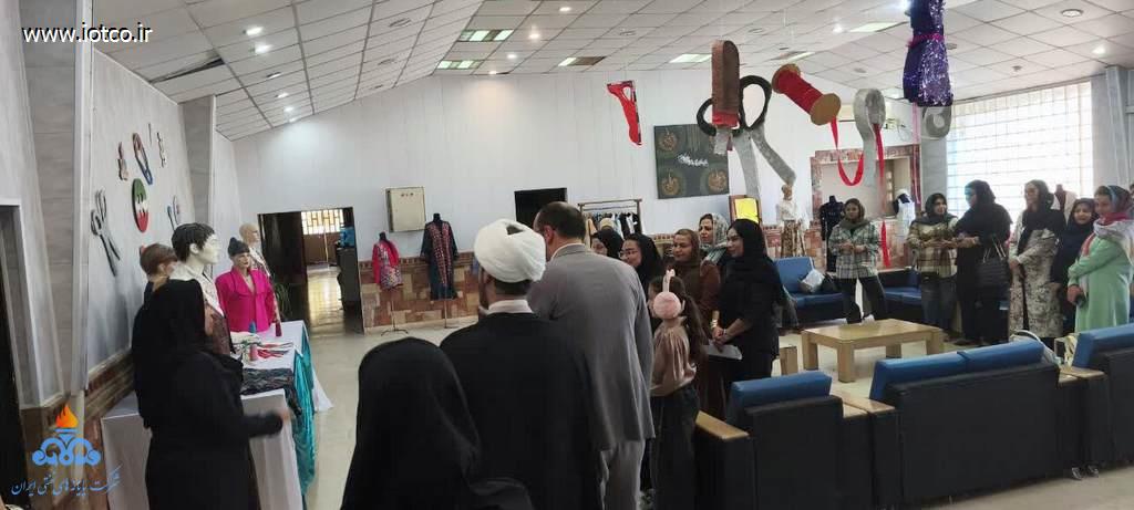 نمایشگاه آثار دوخت و هنر خیاطی در پایانه نفتی خارگ 11