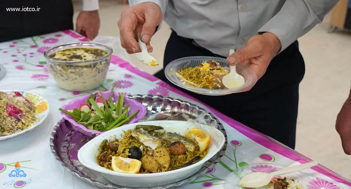 برگزاری جشنواره پخت کیک و شیرینی و جشنواره پخت غذای محلی در پایانه نفتی خارگ 20