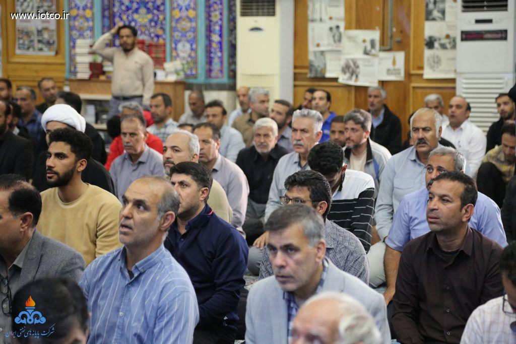 نماز با شکوه عیدسعید فطر در جزیره خارگ  7