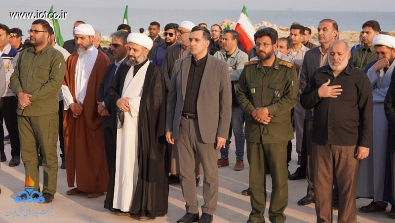 تجمع سوگواران رهبر شهید انقلاب در جزیره خارگ 58