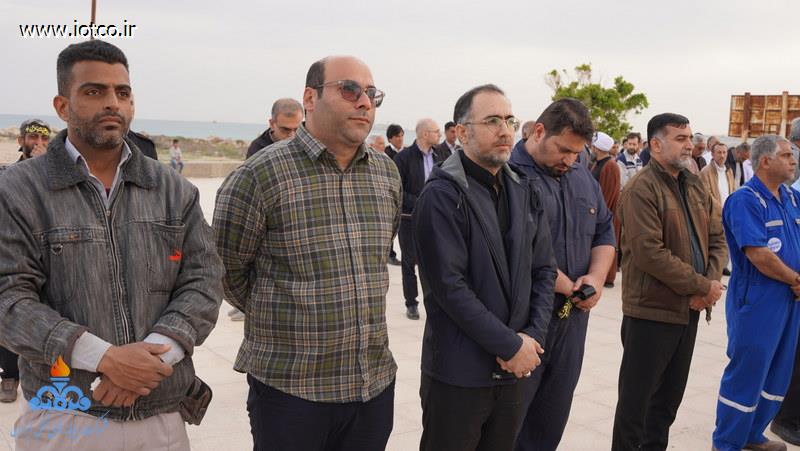 تجمع سوگواران رهبر شهید انقلاب در جزیره خارگ 50