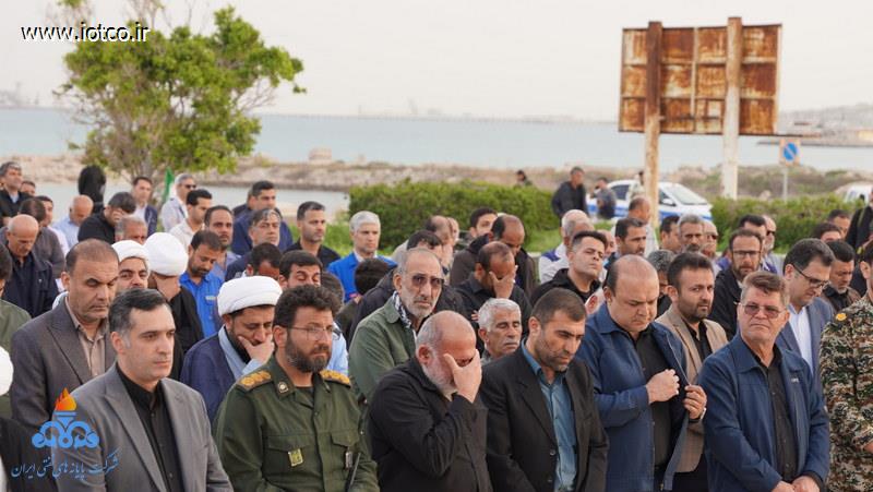 تجمع سوگواران رهبر شهید انقلاب در جزیره خارگ 38