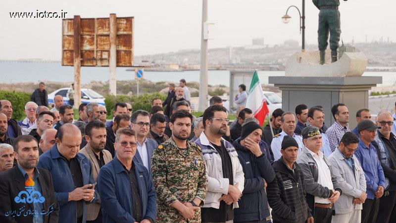 تجمع سوگواران رهبر شهید انقلاب در جزیره خارگ 37