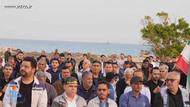 تجمع سوگواران رهبر شهید انقلاب در جزیره خارگ 2