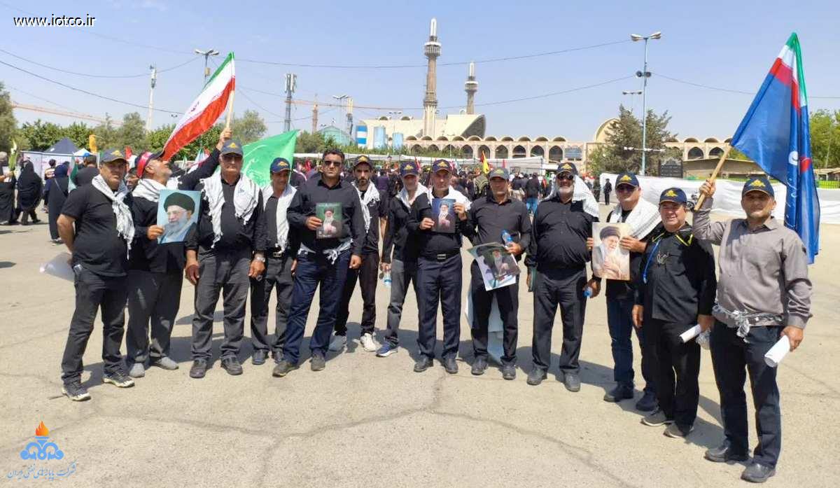 پایانه نفتی شمال +رهبر شهید 11