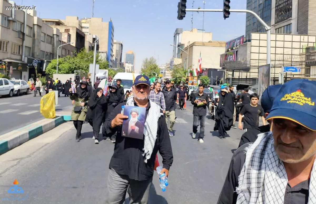 پایانه نفتی شمال +رهبر شهید 7