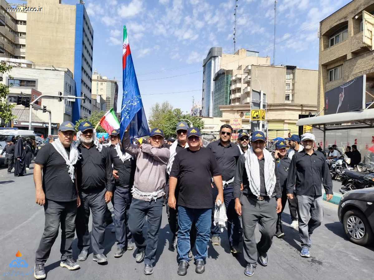 پایانه نفتی شمال +رهبر شهید 3