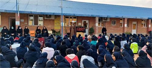سلسله نشست های جهاد تبیین در مدارس جزیره خارگ برگزار شد