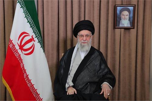 اتحاد ۹۰ میلیونی/ ملت ایران در بزنگاه‌ها یکپارچه و یک‌صدا ایستاده است