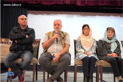 نشست نقد و بررسی فیلم سینمایی «معجزه بناسان» در جزیره خارگ برگزار شد