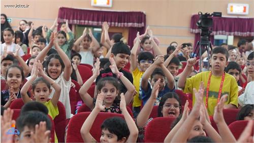 روز جهانی کودک در جزیره‌ خارگ؛ نوای خنده کودکان و خاطره‌های ماندگار